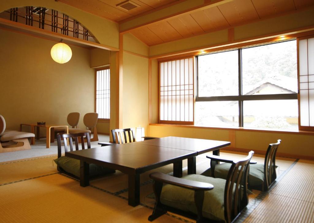 Yutouya Ryokan Toyooka  Pokój zdjęcie